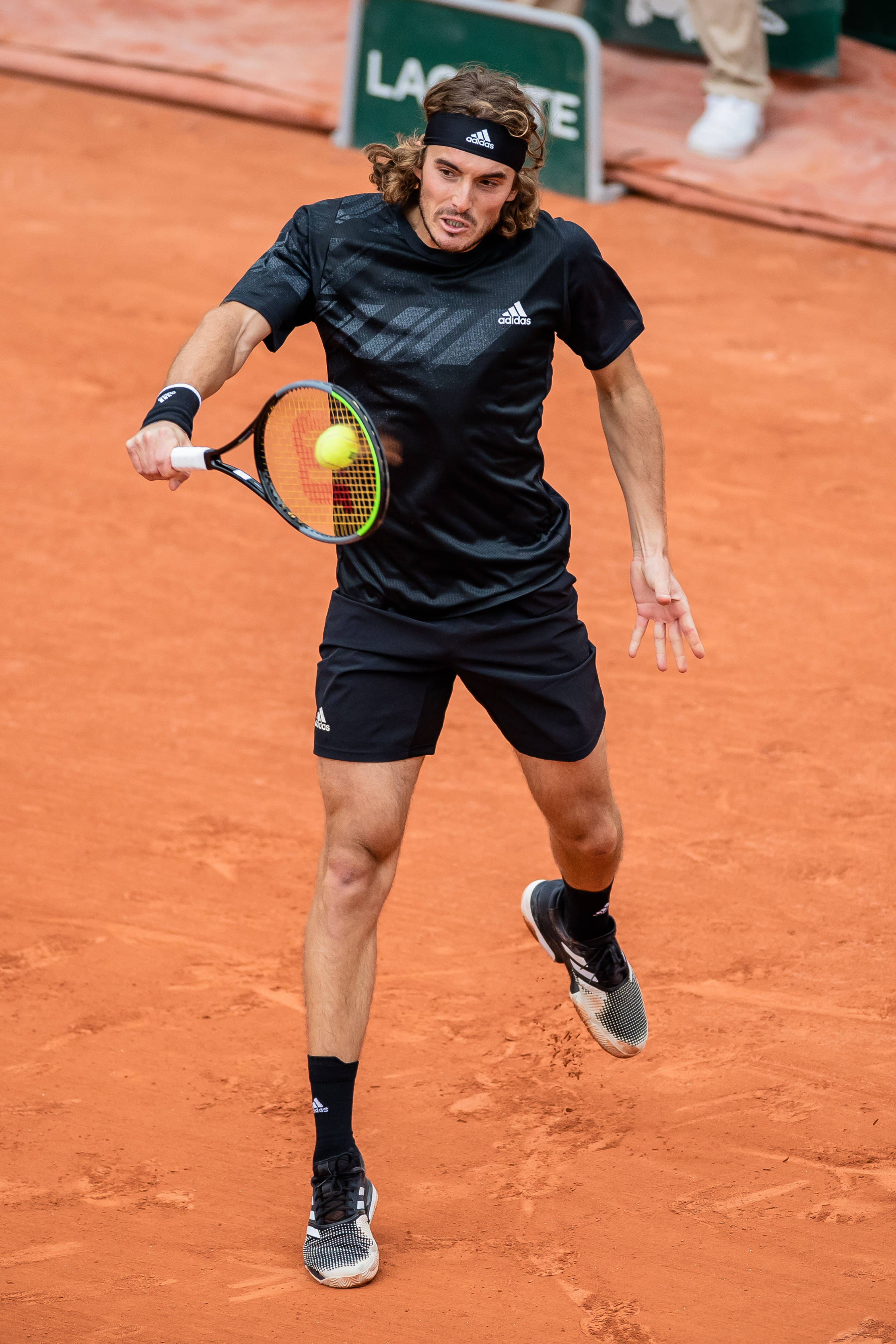 欧洲网球队轻取澳大利亚网球队,西西帕斯绝境逆转 欧洲网球队轻取澳大利亚网球队,西西帕斯绝境逆转