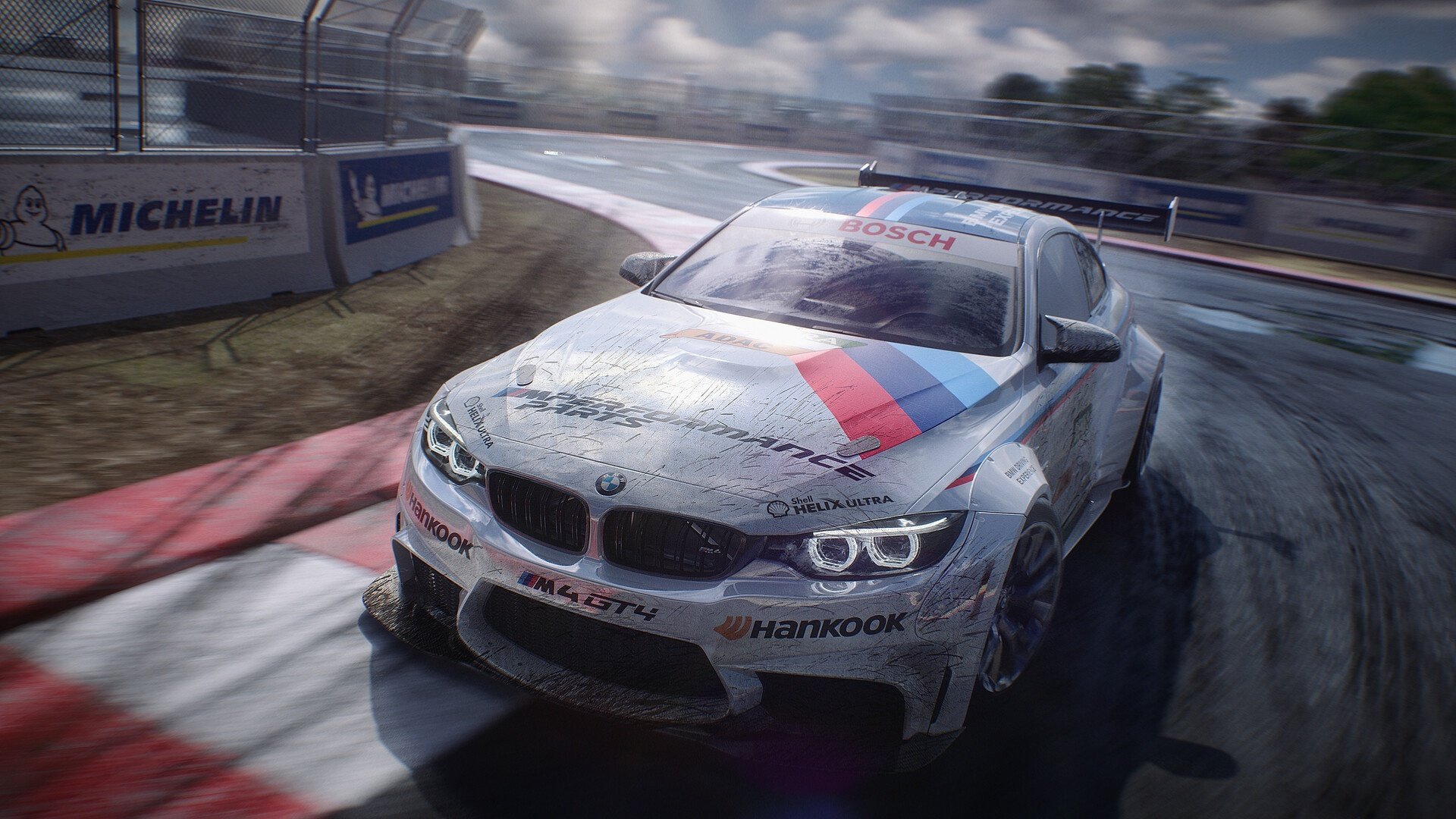 爱游戏娱乐-法拉利横扫之夜，唯一的主角却是雷诺少年