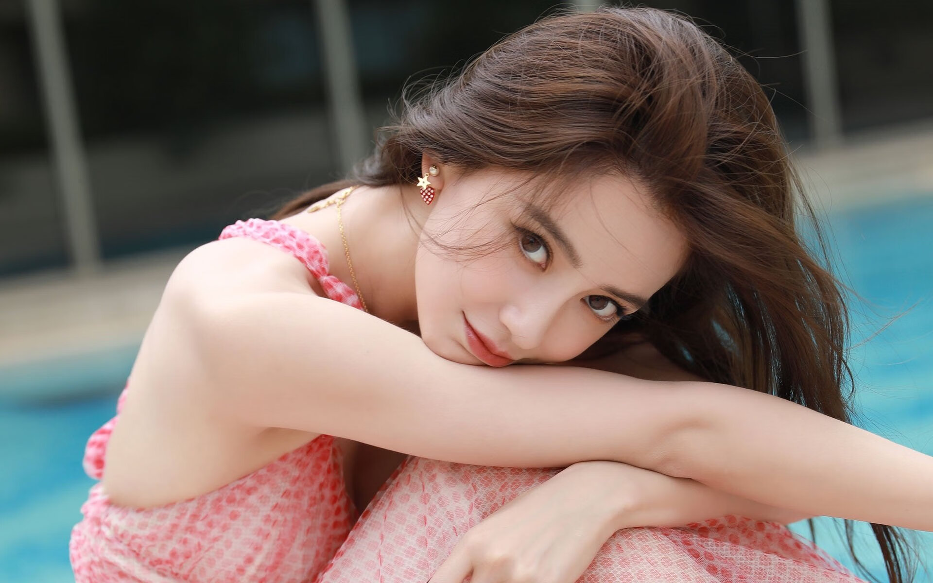 跨界风暴，上海队淘汰爵士引爆篮球界，戈贝尔转战F1年度争冠赛奇迹接管