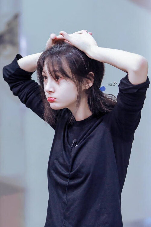 罗德里戈爆发闪耀欧洲足坛，奥地利火力全开压制多特蒙德—现代足球的进攻美学